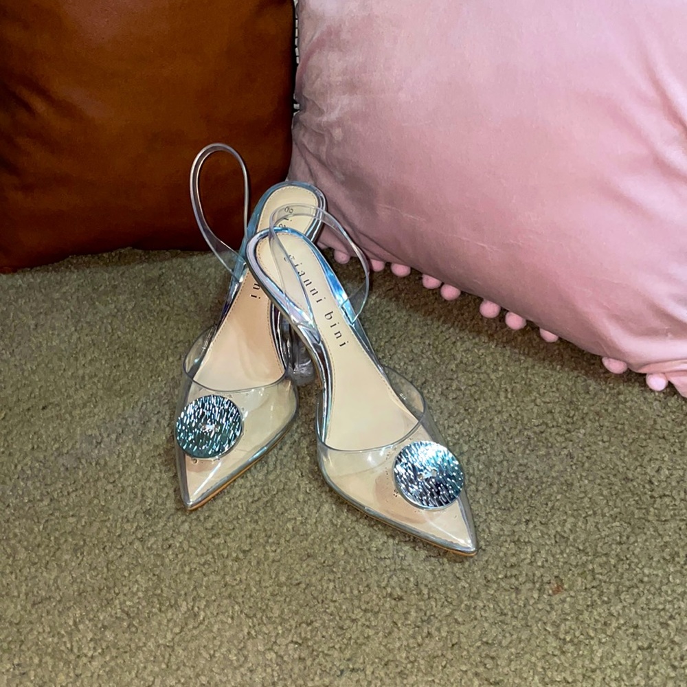 Womens high heels size 9.5